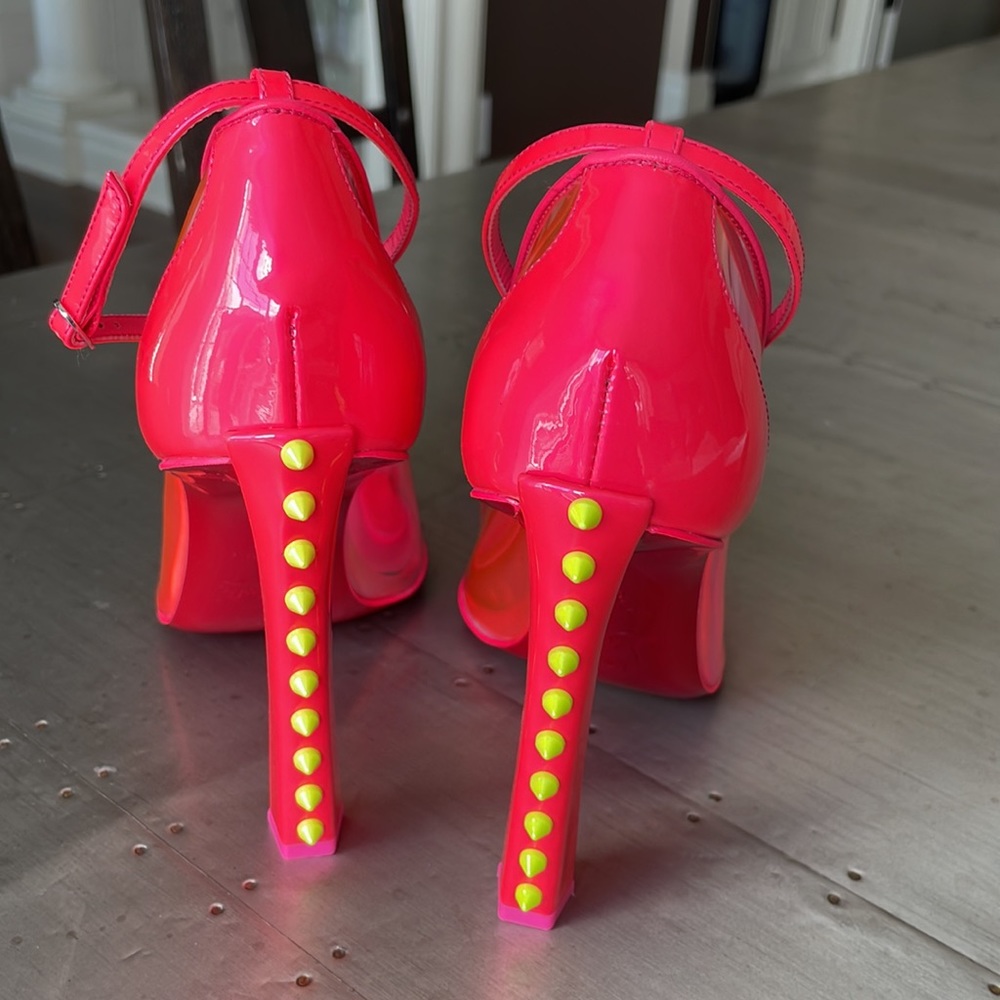 Christian Louboutin debout condorapik pink fluo neon yellow spike pump sz 39 - Picture 6 of 14